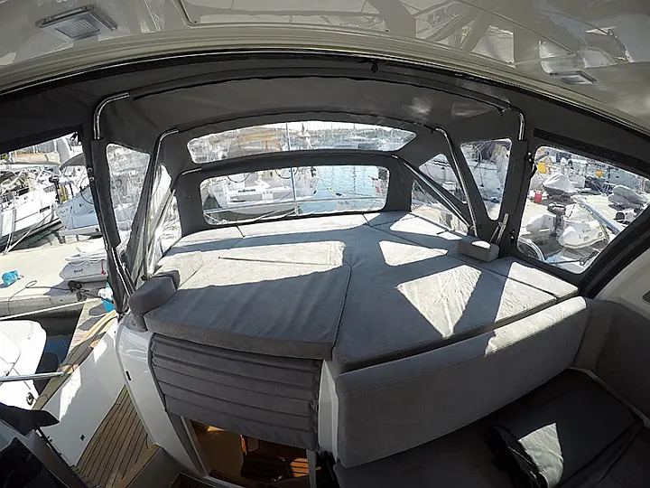 Marex 320 Aft Cabin Cruiser - Marex 320 ACC