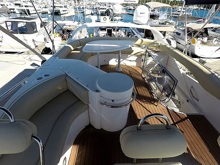 Fairline Phantom 50 - 